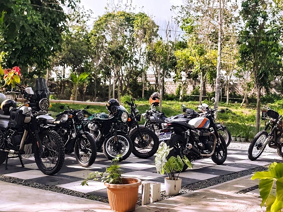 RBL motorcycles parked together during a daytime Tambike